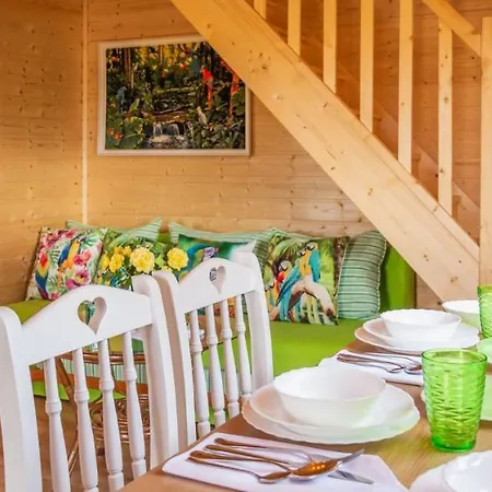 Slonecznikowe Wzgorze Ferienhaus Debina (Ustka)